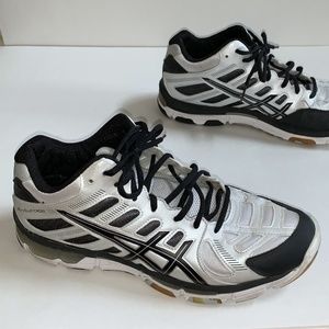 ASICS Volleycross Size 10